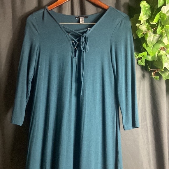 Forever 21 Dresses & Skirts - Forever 21 green Knit Dress​
